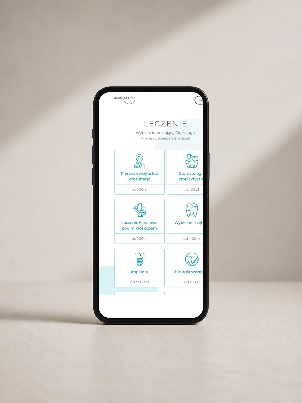 Aktualna mobilna sekcja leczenia Pure Smile pokazana na telefonie